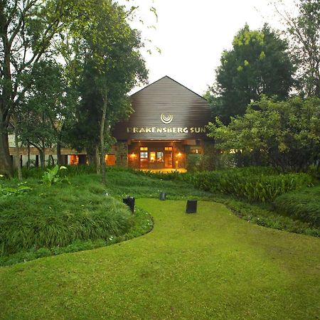 Drakensberg Sun Resort Cathkin Park ภายนอก รูปภาพ