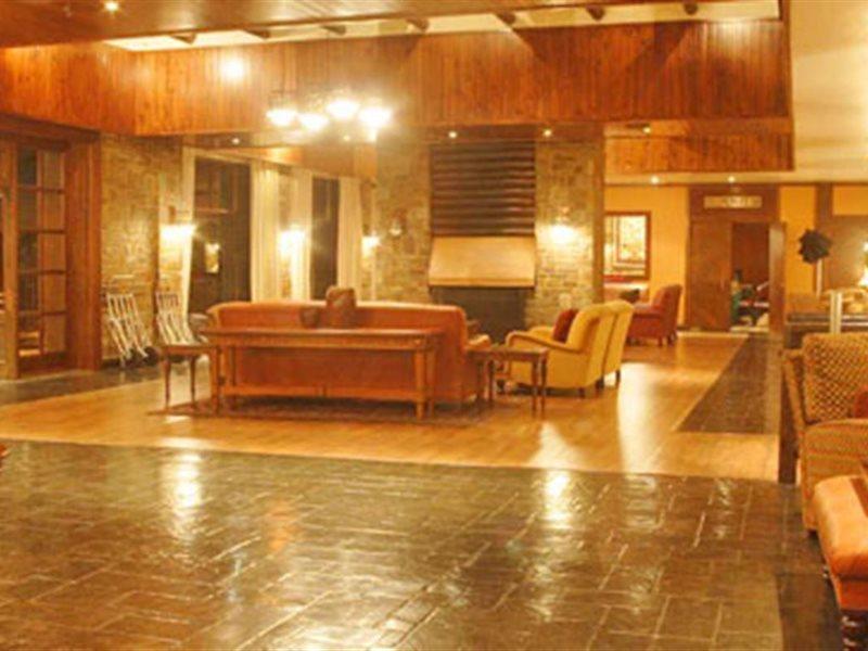 Drakensberg Sun Resort Cathkin Park ภายนอก รูปภาพ