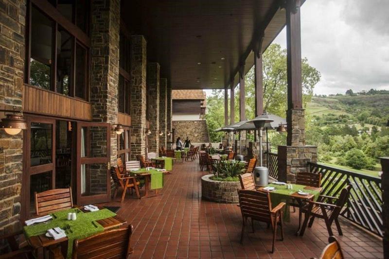 Drakensberg Sun Resort Cathkin Park ภายนอก รูปภาพ