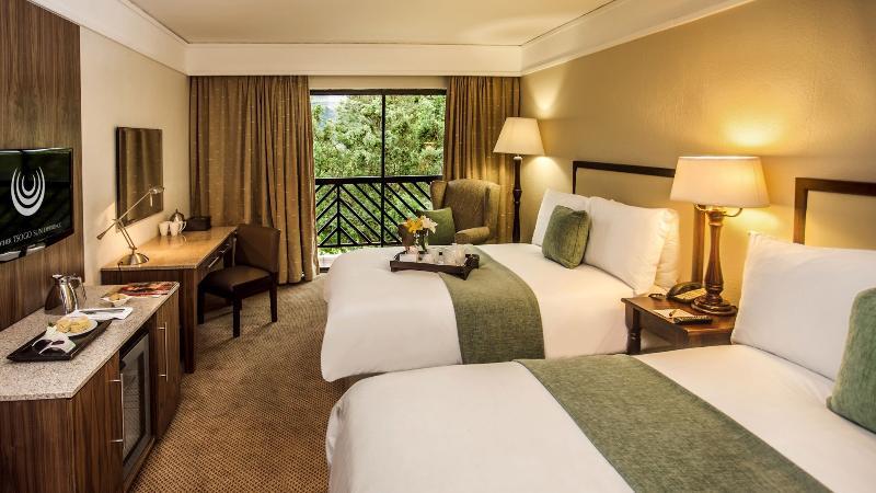 Drakensberg Sun Resort Cathkin Park ภายนอก รูปภาพ